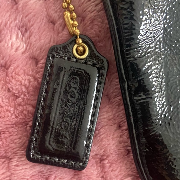 Vintage Coach Black Patent Leather Clutch/ Lg Wristlet - Picture 5 of 7